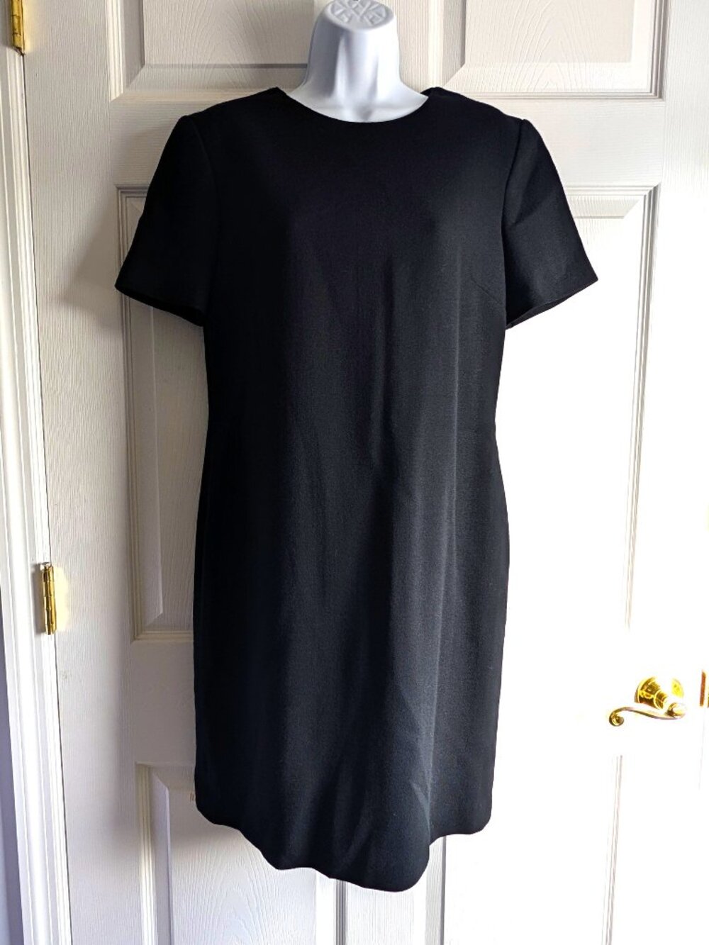 Talbots Vintage Black Short Sleeve Shift Dress Size 6